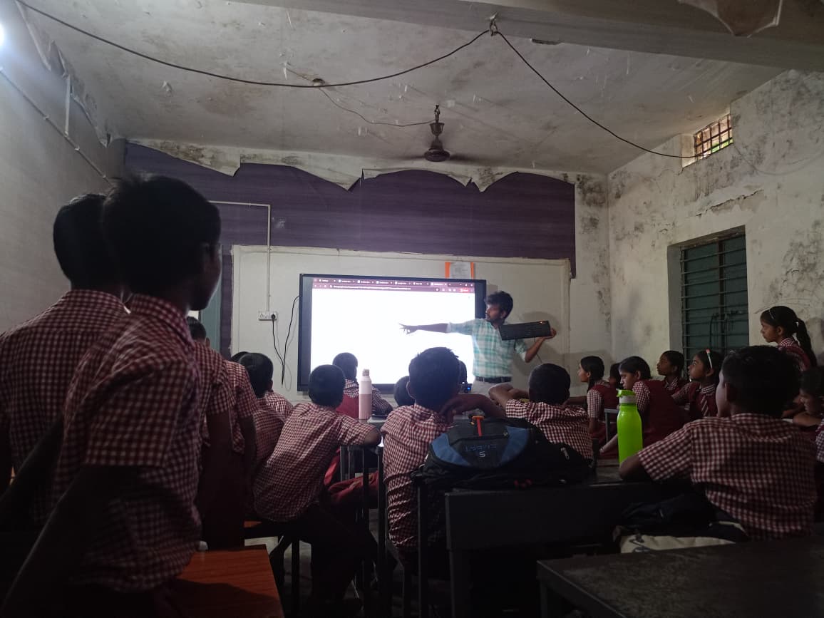 Teacher Facilitating Digital Lesson